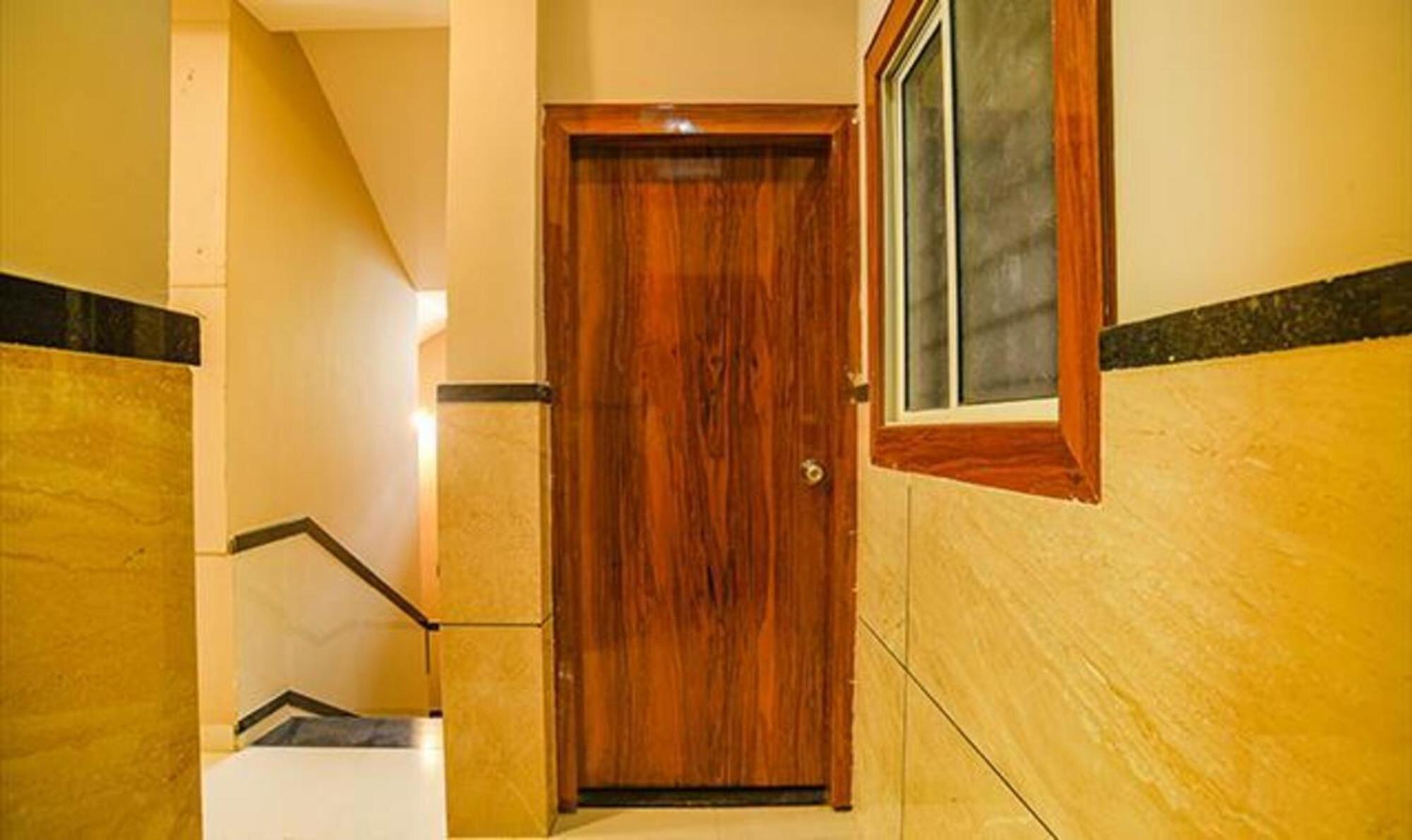 Fabhotel Royal Palace Ιντόρ Εξωτερικό φωτογραφία