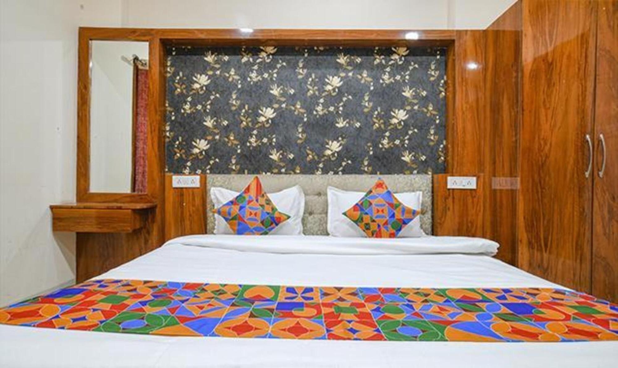 Fabhotel Royal Palace Ιντόρ Εξωτερικό φωτογραφία